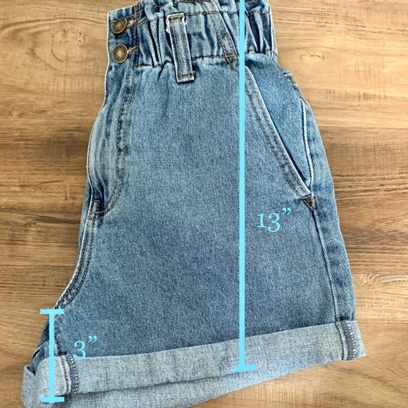 High Waisted Shorts | Forever 21 - Picture 3 of 4